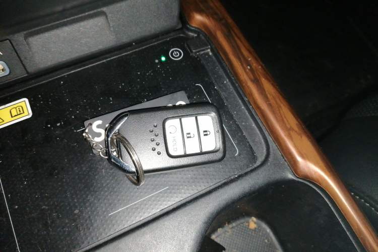 Used Honda CR-V 2021 240TURBO CVT 2WD Fashion Edition
