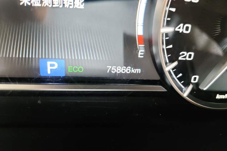 Used GAC Trumpchi M6 2019 270T Automatic Luxury Edition (7-seater) China V Standard Odometer Close Up