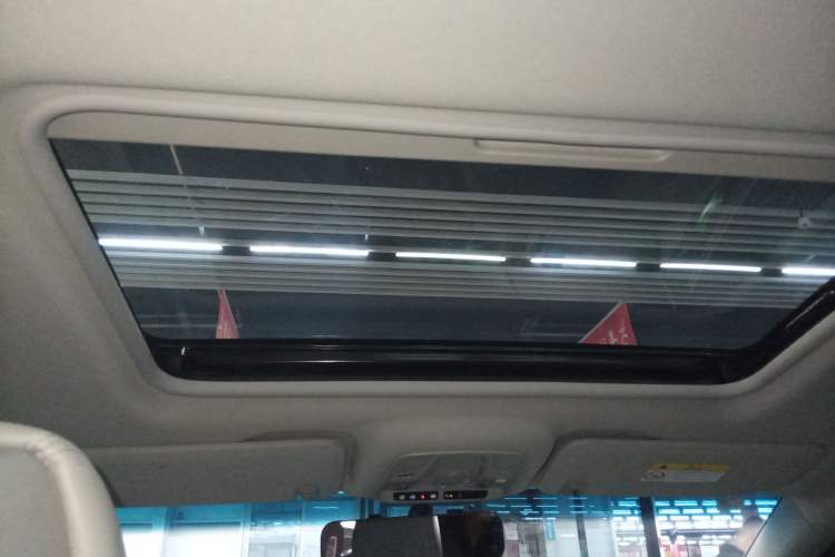 Used Buick GL8 2021 ES Landtrek 653T Comfort Edition
