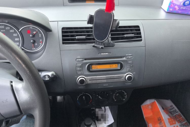 Used Suzuki Swift 2013 1.5L Manual Standard Edition Audio And AC Panel