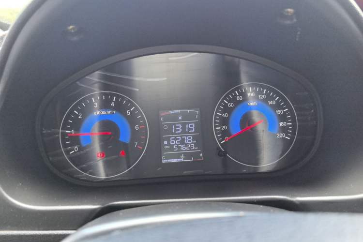 Used Dongfeng Fengon 330 2014 1.5L Manual Utility Version DK15