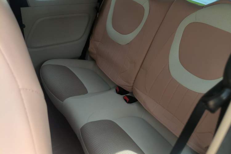 Used Wuling Hongguang MINIEV 2024 3rd Generation 215km Youth Edition Left Rear Seat