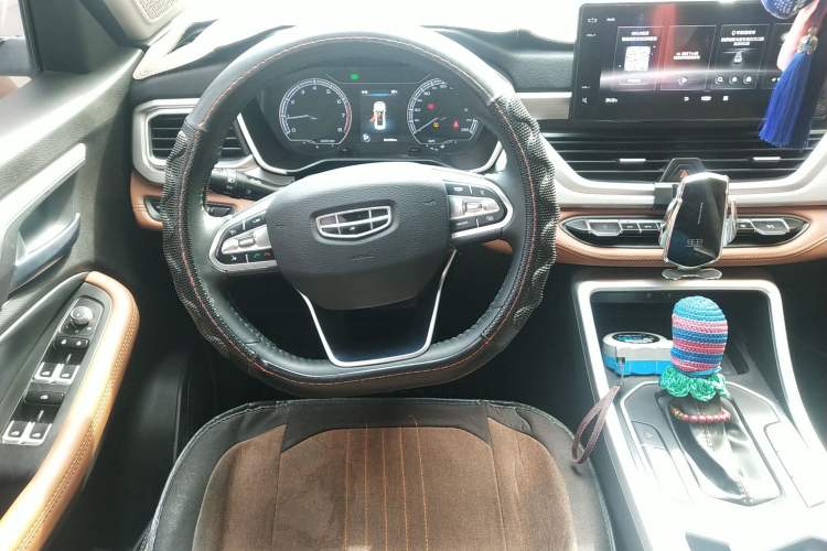 Used Geely Auto Vision X6 2020 1.4T CVT Luxury Edition
