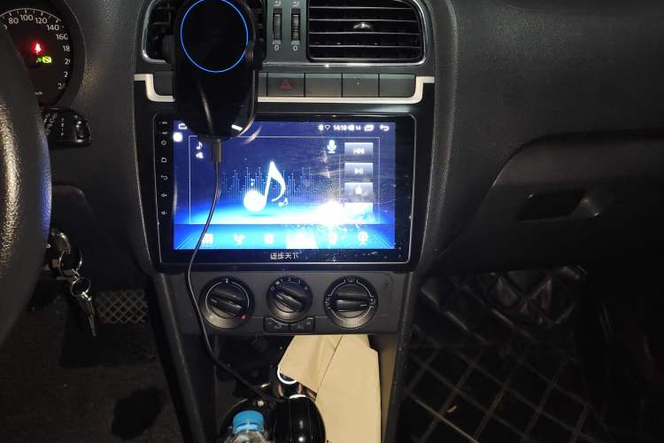 Used Volkswagen Polo 2013 1.6L Automatic Comfort Edition