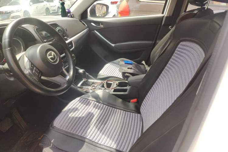 Used Mazda CX-5 2015 2.0L Automatic Two-Wheel Drive Urban Version Left Front Seat