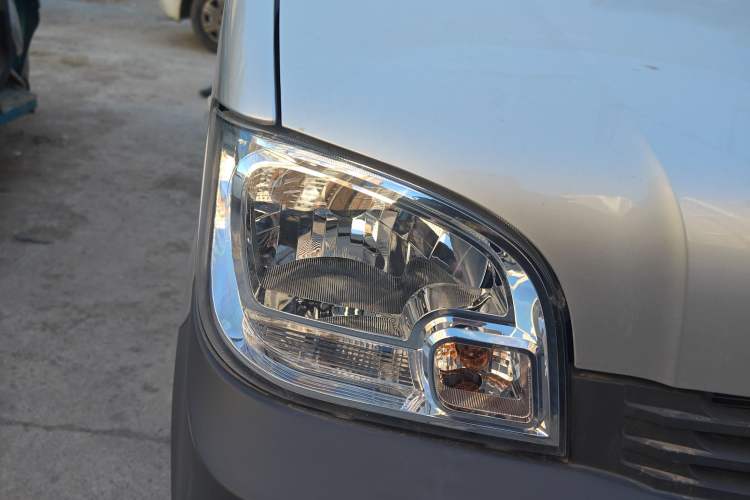 Used Wuling Zhiguang 2023 1.5L Practical Version 5/7 Seats
