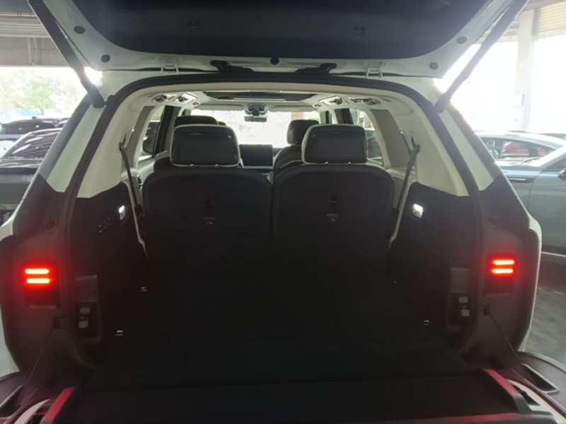 Used Zeekr 9X 2025 Ultra Edition 70kWh — 18