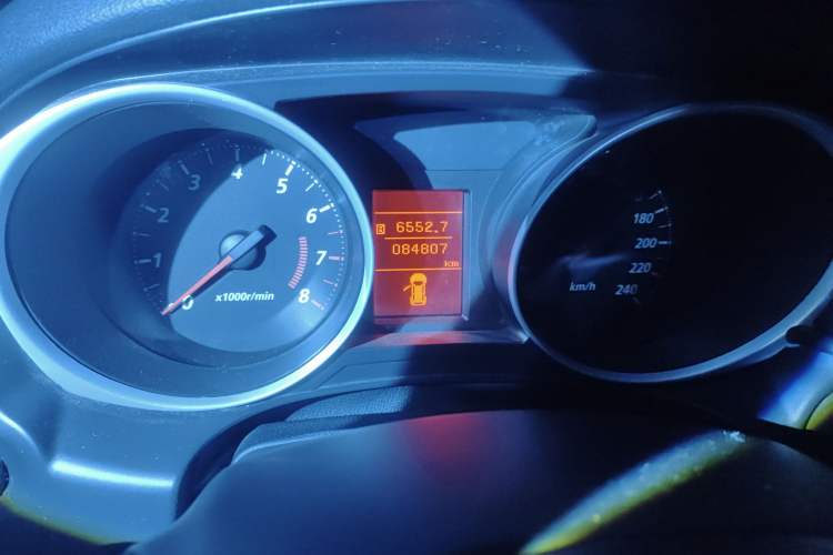 Used Mitsubishi ASX 2015 2.0L CVT Silk Road Commemorative Edition