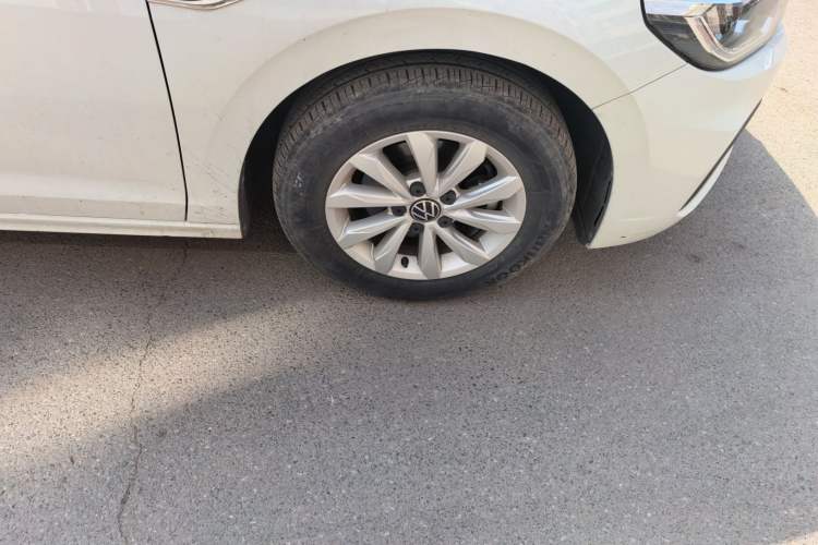 Used Volkswagen Bora 2021 1.5L Manual Fashion Smart Connect Edition
