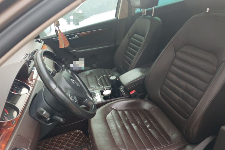 Used Volkswagen Magotan 2012 Travel Edition 2.0 TSI Luxury Version Left Front Seat