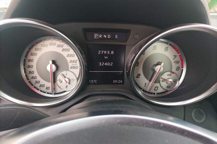 Used Mercedes-Benz SLK-Class 2011 SLK 200 Fashion Model
