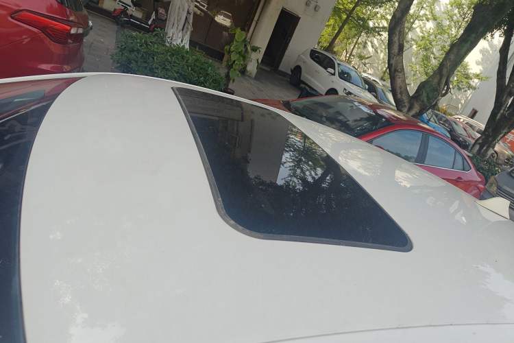 Used Volkswagen Polo 2014 1.6L Automatic Comfort Edition Roof