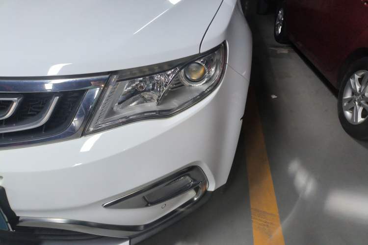 Used Geely Auto Emgrand X7 Sport 2016 2.0L Manual ZhiShang Version