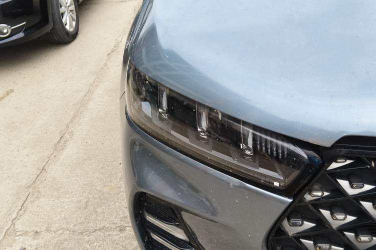 Used Chery Tiggo 7 2022 Super Edition 1.5T CVT Super Hero Right Front Headlight