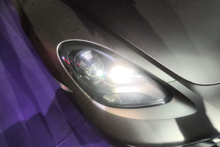 Used Porsche 718 2019 Boxster T 2.0T Right Front Headlight