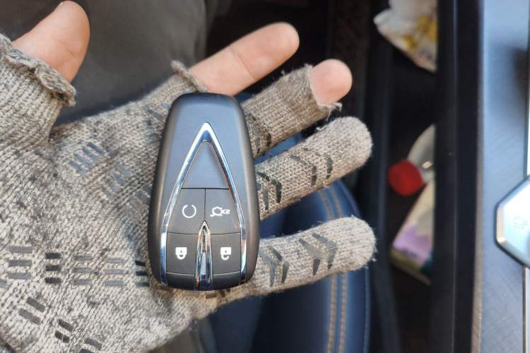 Used CHANGAN UNI-V iDD 2023 ZhiDian iDD 1.5T 113km ZhiKu Model