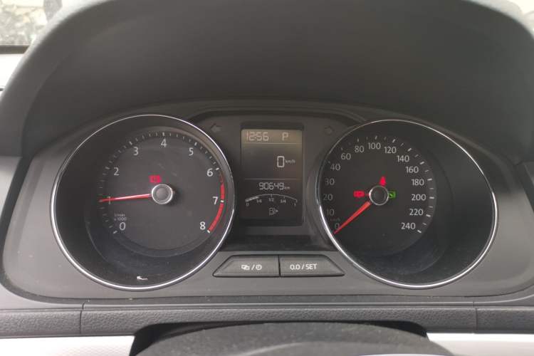 Used Volkswagen Gran Lavida 2017 180TSI DSG Comfort Edition Instrument Cluster