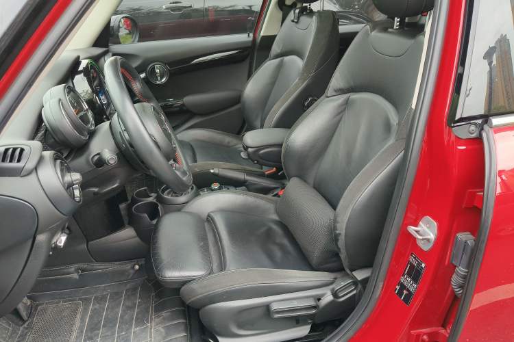 Used MINI 2019 2.0T COOPER S Classic Edition Five-Door Model