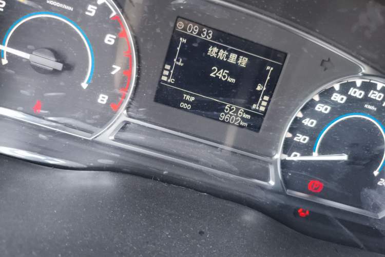 Used JMC Transit 2021 2.8T Space King Standard Version Long Wheelbase Mid-Height Roof Rear Single Tire – Step 6-Seater Diesel China VI Emission Standard JX493
