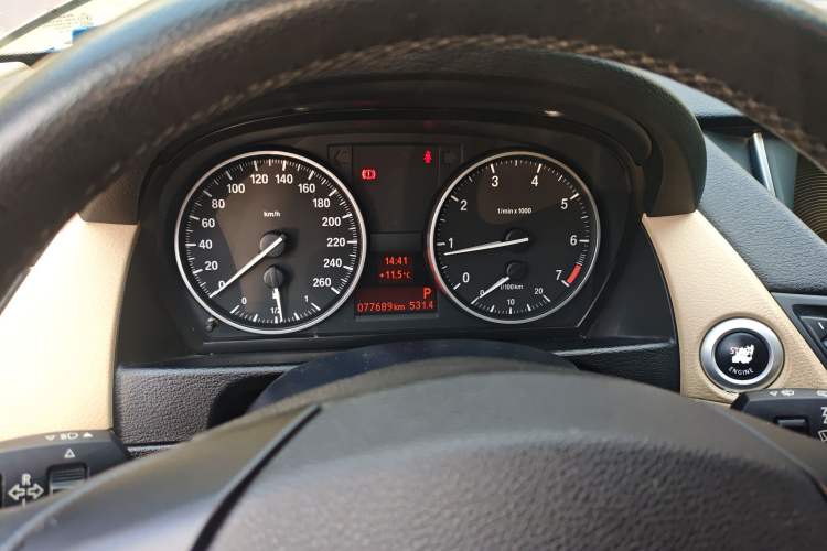 Used BMW X1 2013 sDrive18i Leading Model