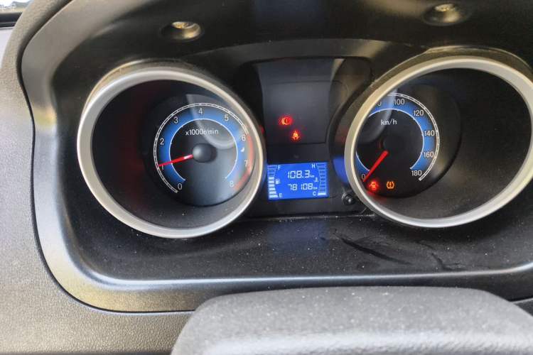 Used CHANGAN KAICHENG Ruixing M60 2020 1.5L Standard Version China VI 6-Seater DAM15KR