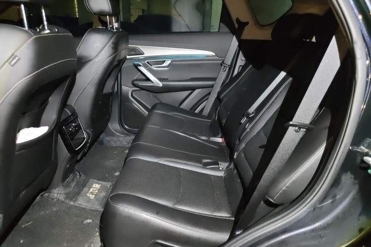 Used JETOUR X70 PLUS 2021 1.5T DCT Mountain 5-Seater
