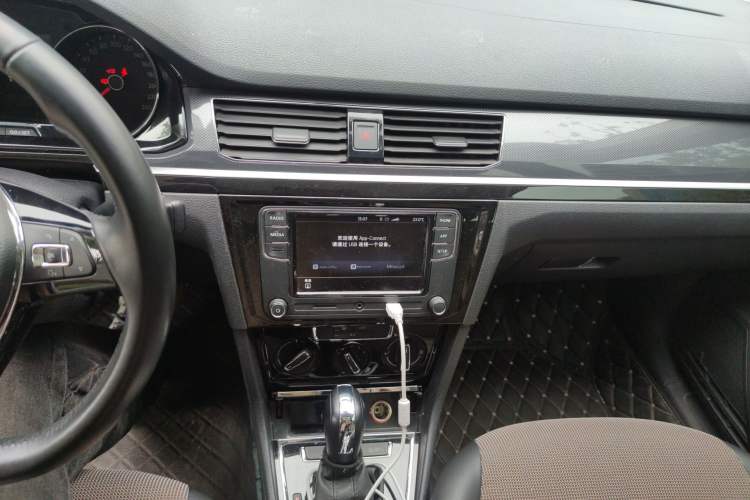 Used Volkswagen C-TREK 2020 1.5L Automatic Comfort Model Audio And AC Panel