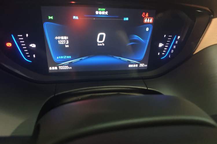 Used Buick Velite 6 2022 Plug-in Hybrid Connected Fashion Model Odometer Close Up