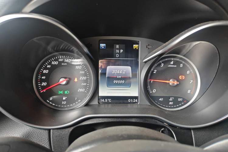 Used Mercedes-Benz C-Class (Import) 2017 Facelift C 200 Coupe