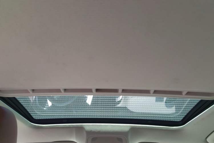 Used Audi A4L 2012 2.0 TFSI automatic standard version Headliner