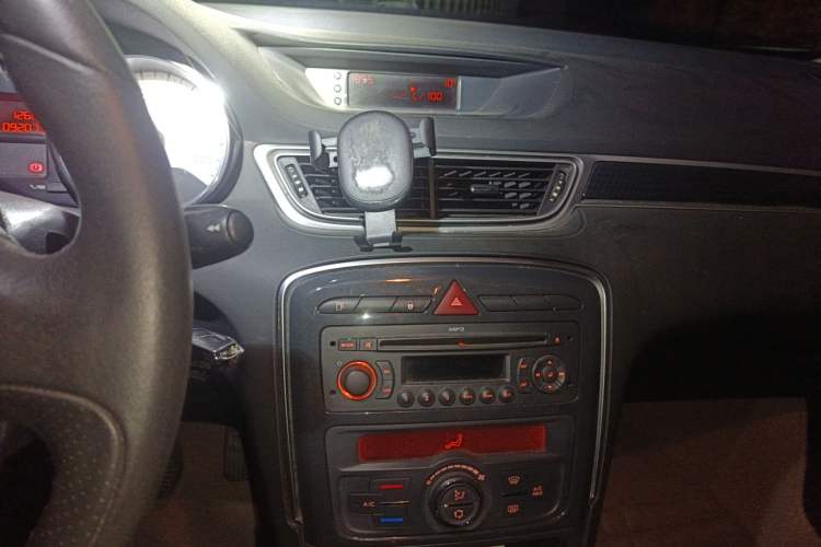 Used Peugeot 308 2013 1.6L Manual Fashion Model