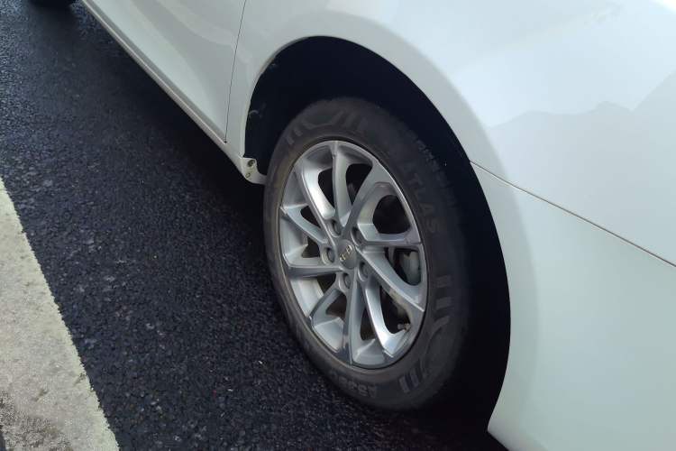 Used Geely Auto Emgrand 2021 UP 1.5L Manual Luxury Model