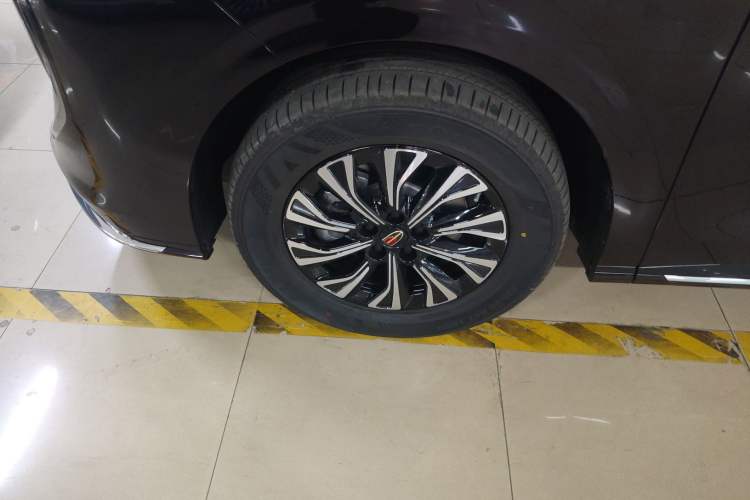 Used Hongqi HQ9 PHEV 2024 2.0T Four-Wheel Drive Business Edition Left Front Wheel Hub