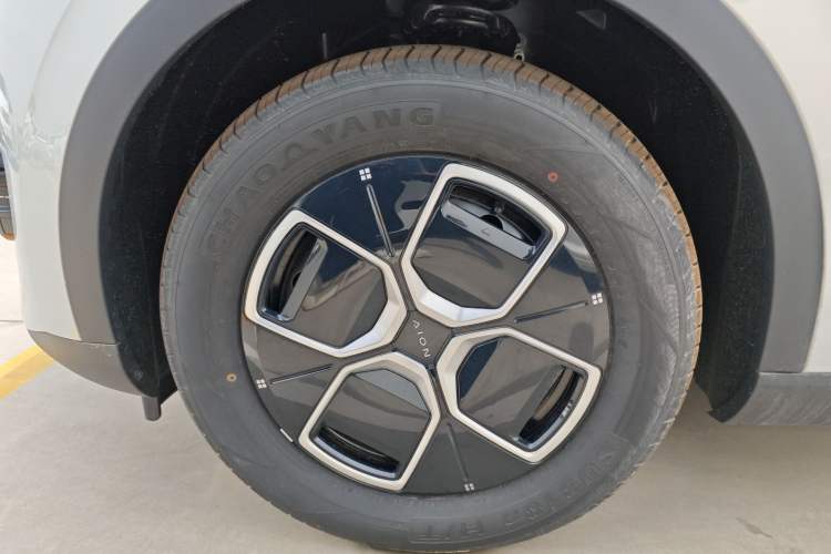 Used AION UT 2025 330 Starlight Edition
