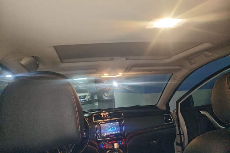 Used Haval H6 2014 Sport Version 1.5T Manual Two-Wheel Drive Elite Edition
