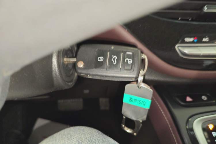 Used GAC Trumpchi M6 2021 PRO 270T DCT Elite Edition Interior 1