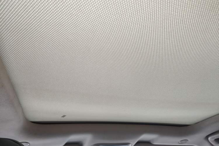 Used Wey VV6 2020 2.0T Two-Wheel Drive Smart Enjoyment+