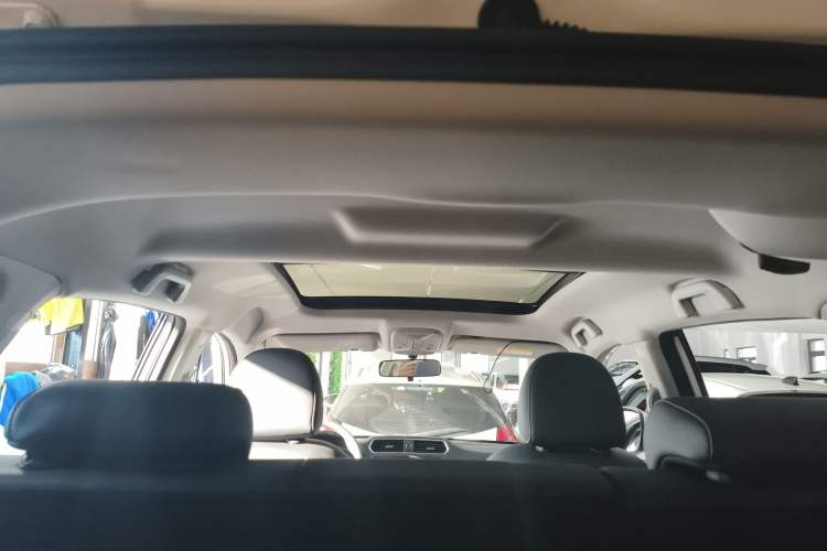 Used Haval H2 2018 1.5T Dual-Clutch Two-Wheel Drive Fashion Model China VI Standard