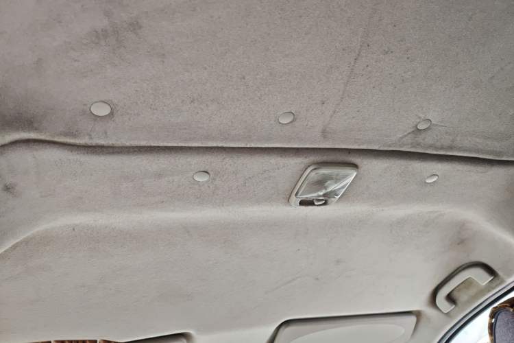 Used Nissan NV200 2014 1.6L CVT Zunya Model China IV Standard
