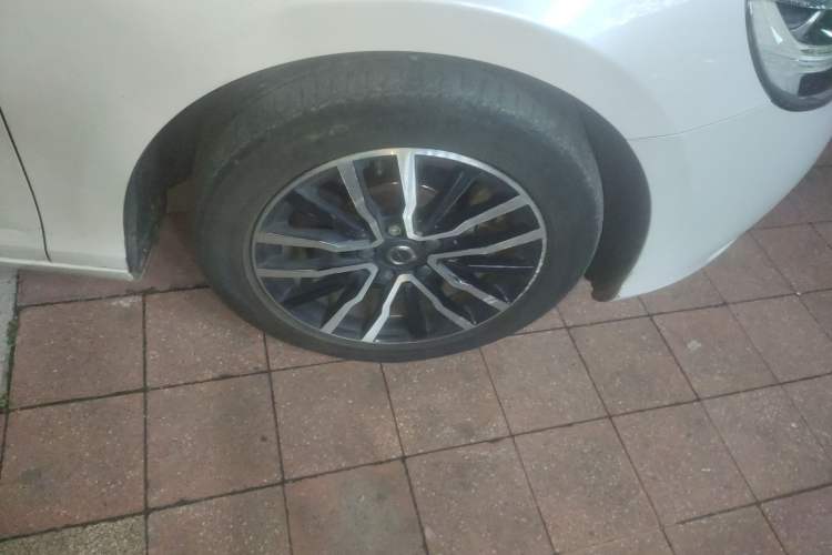 Used Volvo V40 2017 T3 Zhiyi Edition