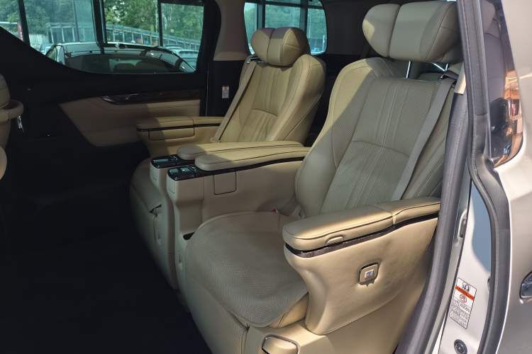 Used Toyota Vellfire 2020 Dual-Engine 2.5L HV Prestige Edition