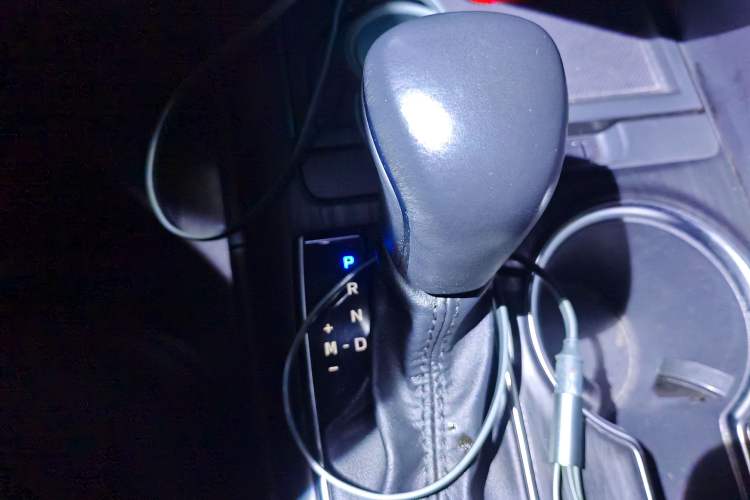 Used Toyota Camry 2021 2.0G Luxury Edition Gear Lever