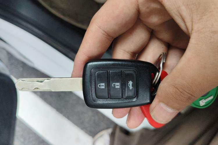 Used Honda City 2017 1.5L manual Comfort version