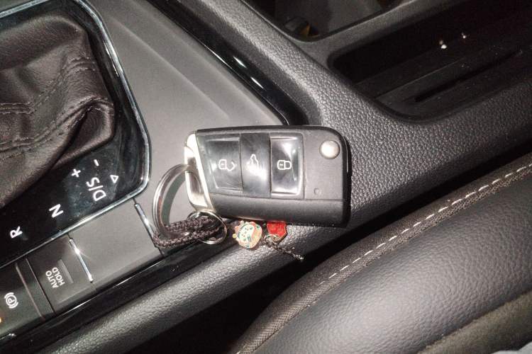 Used Volkswagen Tiguan L 2021 330TSI Automatic Two-Wheel Drive R-Line Enhanced Edition