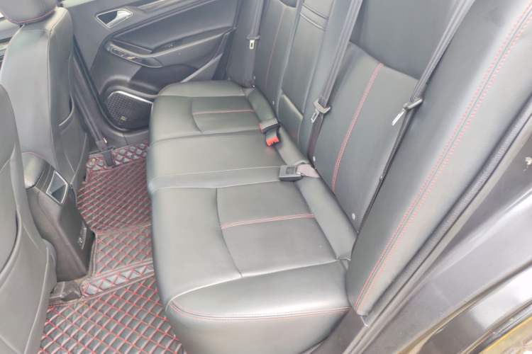 Used Zotye Z360 2017 1.5L Manual Luxury Model
