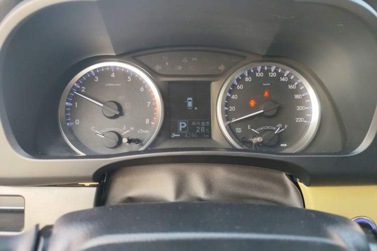 Used Toyota Highlander 2018 2.0T Two-Wheel Drive Elite Version 5 Seats China VI Standard
