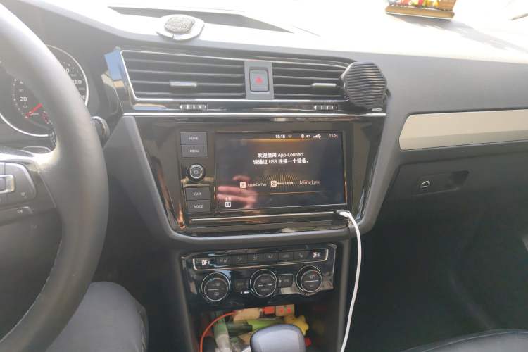 Used Volkswagen Tiguan L 2019 330TSI Automatic Two-Wheel Drive Smart Luxury Version China VI Standard