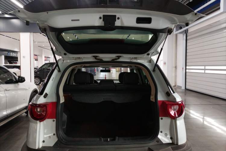 Used BAIC Off-Road BJ20 2016 1.5T CVT Luxury Model Trunk