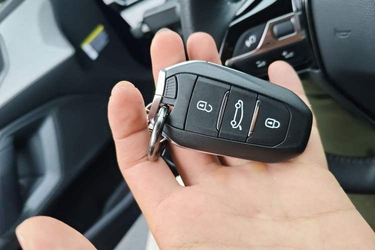 Used Peugeot 408 2022 1.6T Ambition Edition Vehicle Key