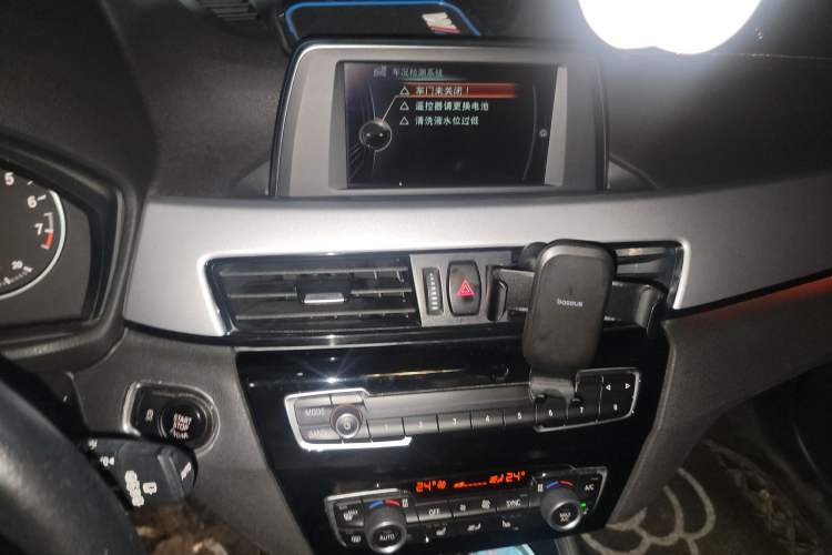 Used BMW X1 2016 sDrive18Li Premium Edition
